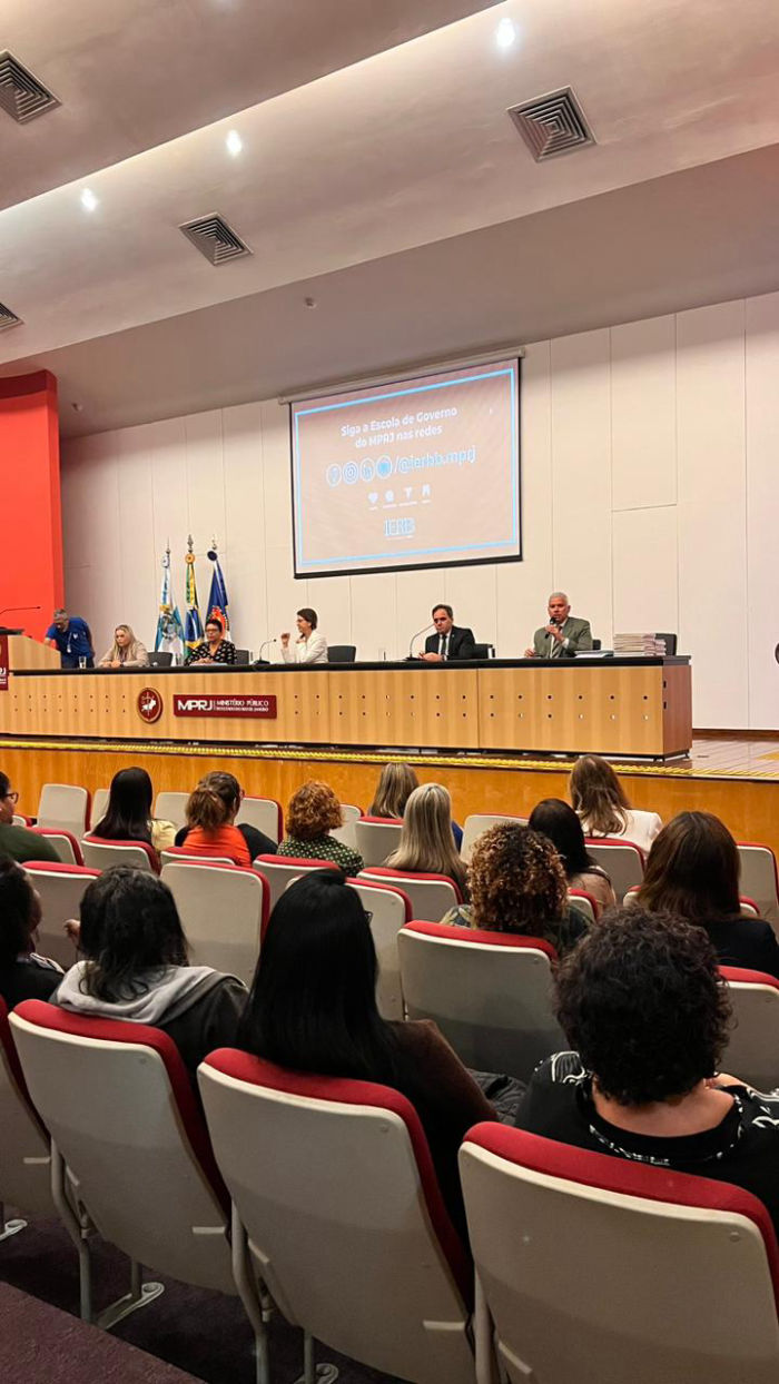 IERBB realiza seminário em comemoração aos 20 anos do Estatuto da Pessoa Idosa