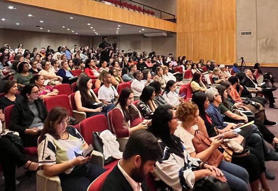 IERBB realiza evento para debater cuidados à pessoa idosa pelas ILPIs