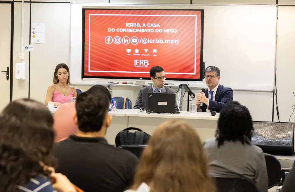 MPRJ inicia capacitação de assessores e residentes da área da Infância e Juventude